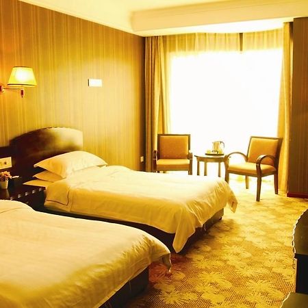 Modern City Inn Чънду Екстериор снимка